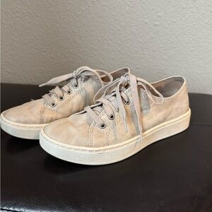 Women's Casual Pearly Tan/beige Sofft Sneakers Sz 6